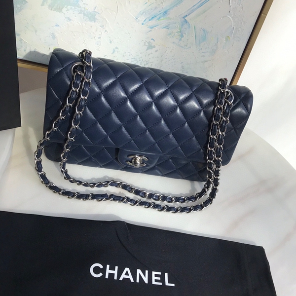 シャネルバッグレプリカ側面デザイン